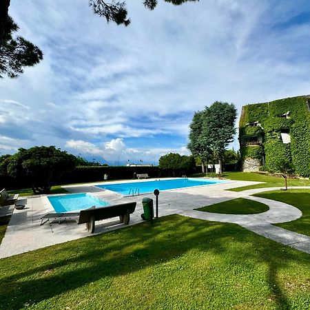 Amazing Residence Lake View Desenzano Desenzano del Garda Exterior foto